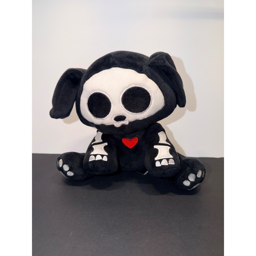 Skelanimals Deluxe Dax the Dog 8" Plush Skeleton Stuffed Animal Hot Topic